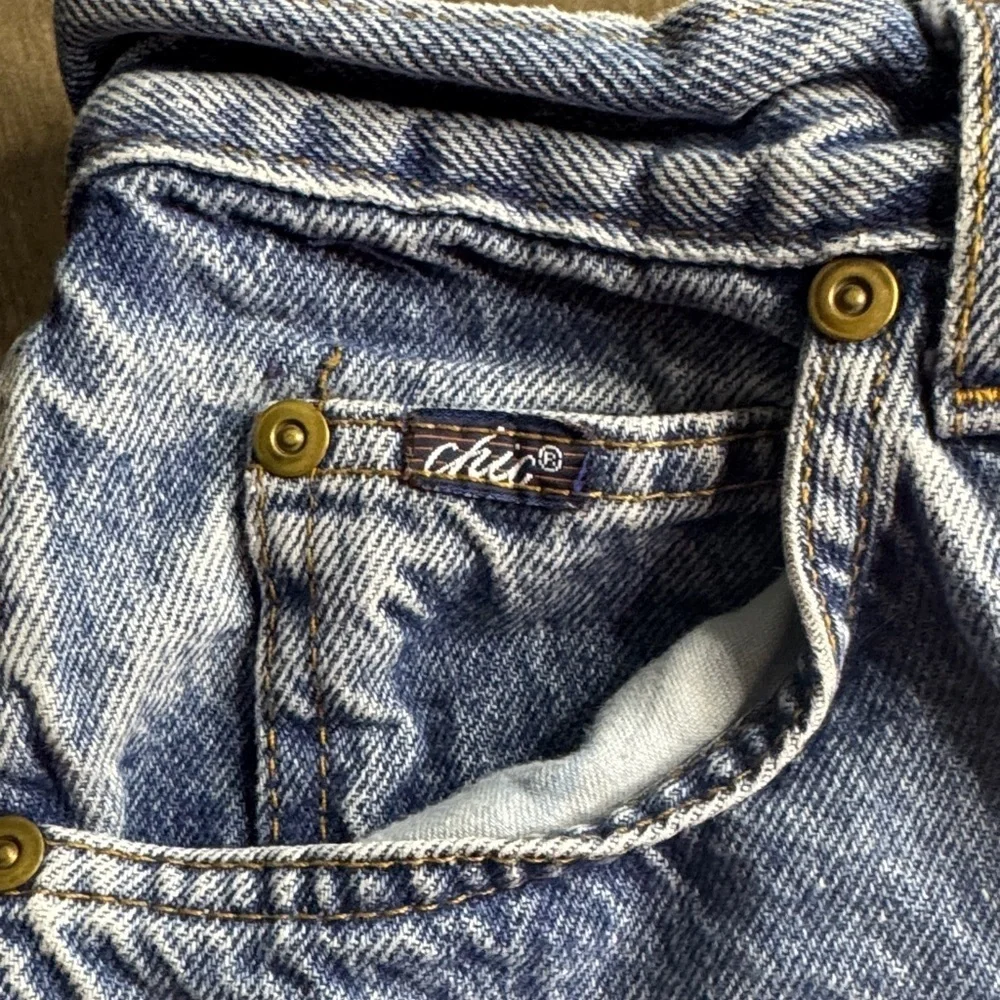 Vintage Chic 90’s Light Blue High Rise Mom Jeans